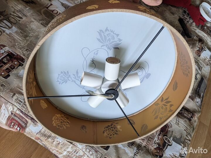 Продам дизайнерский светильник потолочный (люстра)