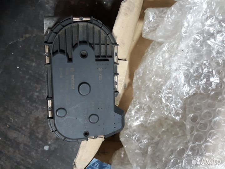 Дроссельная заслонка VAG audi skoda VW Bosch 0