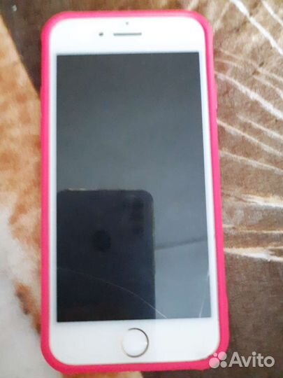 Телефон iPhone 7