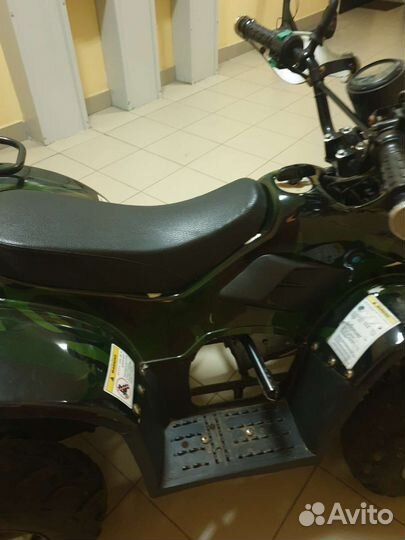 Детский квадроцикл на аккумуляторе