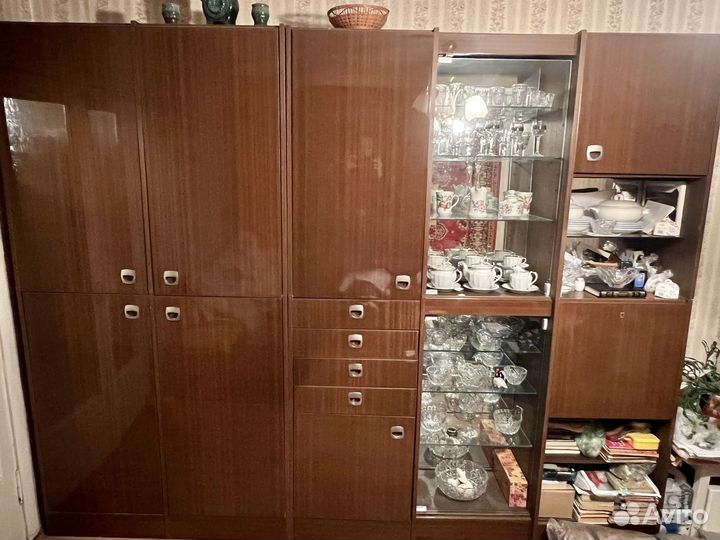 Стенка в гостиную