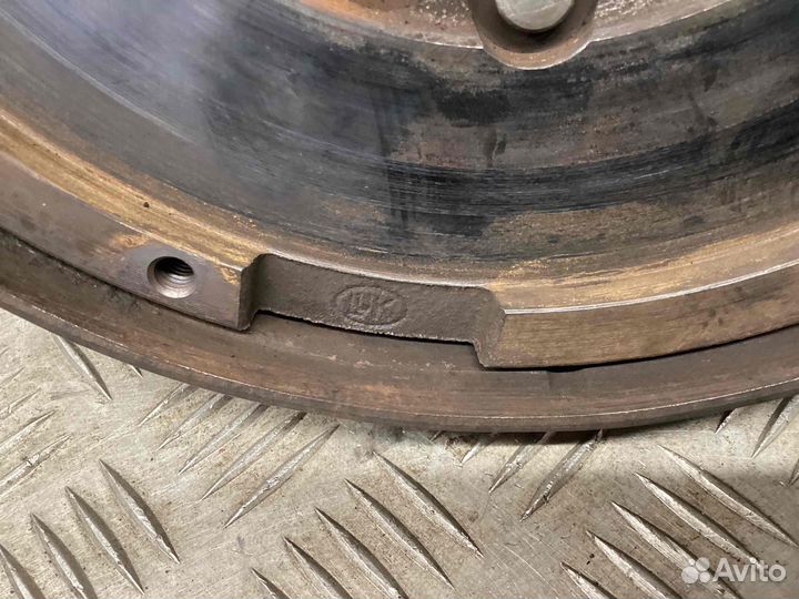 Маховик Audi A4/S4