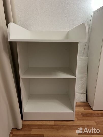 Пеленальный стол