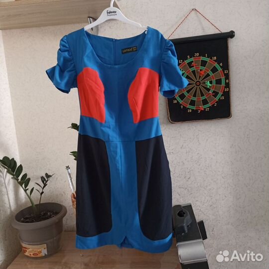 Платье женское