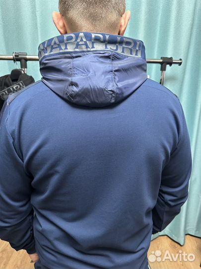 Спортивный костюм Napapijri