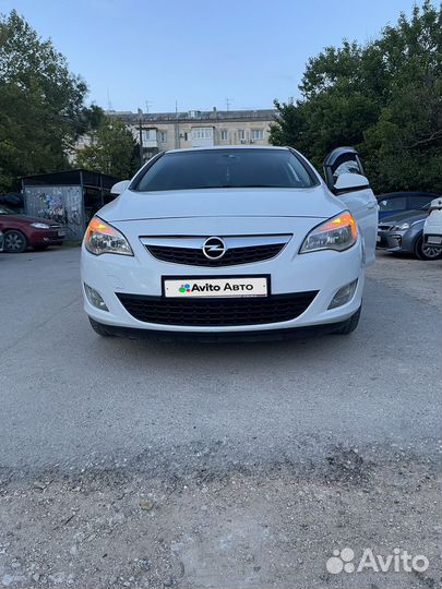 Opel Astra 1.6 AT, 2011, 248 000 км