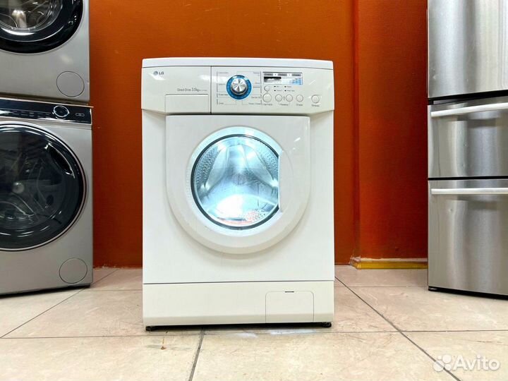 Стиральная машина бу LG. На гарантии