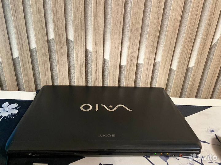 Ноутбук sony vaio PSG-51111V