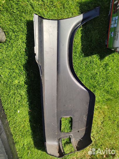 Заднее левое крыло газ 3102
