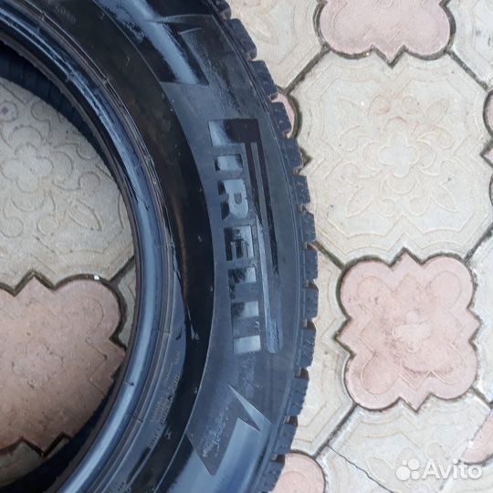 Pirelli Ice Zero 225/65 R17
