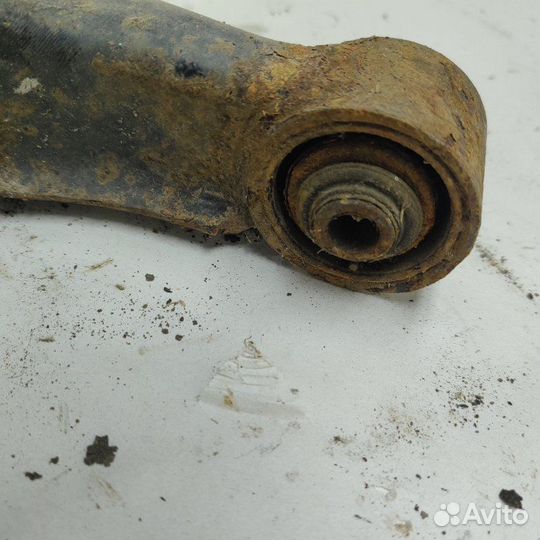 Рычаг подвески задний правый Hyundai Sonata 2004