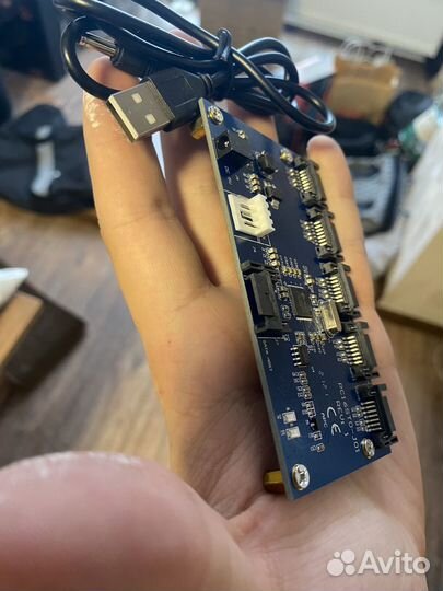 Разветвитель SATA на 5 портов