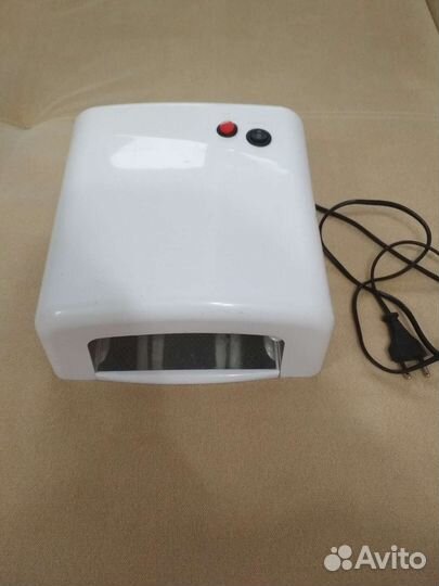 Лампа для маникюра