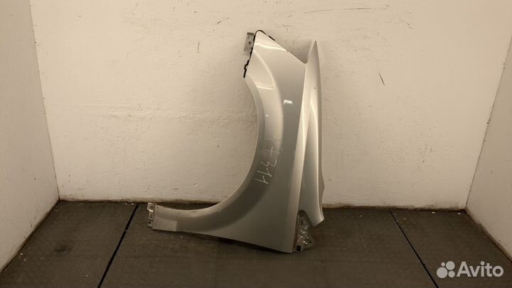 Крыло левое переднее Dodge Grand Caravan