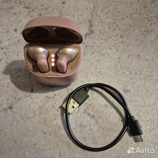 Беспроводные наушники jbl tune 220 tws