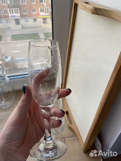 Бокалы под шампанское