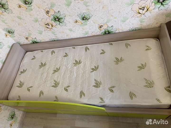 Кровать детская