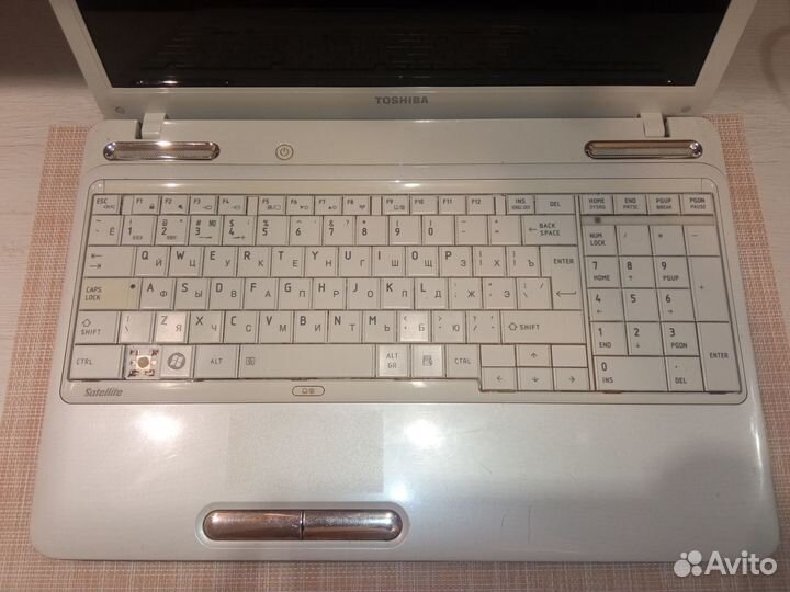 Ноутбук Toshiba Core i5 4GB SSD 120GB