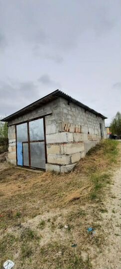 Гараж, > 30 м²