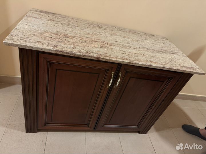 Тумба 115х75х50 с мраморной столешницей