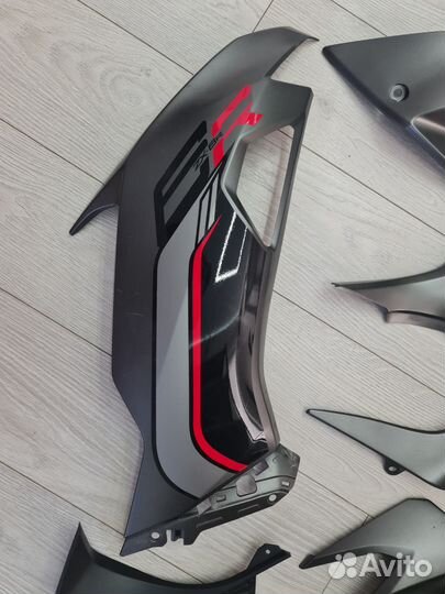 Пластик Kawasaki zx6r 19-23