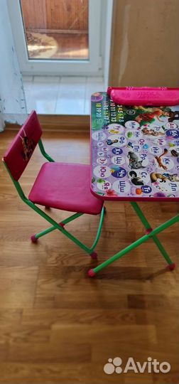 Детский стол и стул
