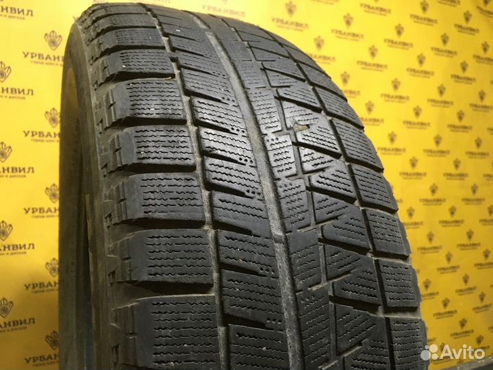 Bridgestone Blizzak Revo GZ 215/60 R16 95S