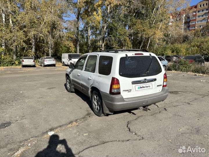 Mazda Tribute 2.0 МТ, 2000, битый, 200 000 км