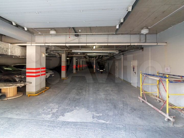 Машиноместо, 18 м²