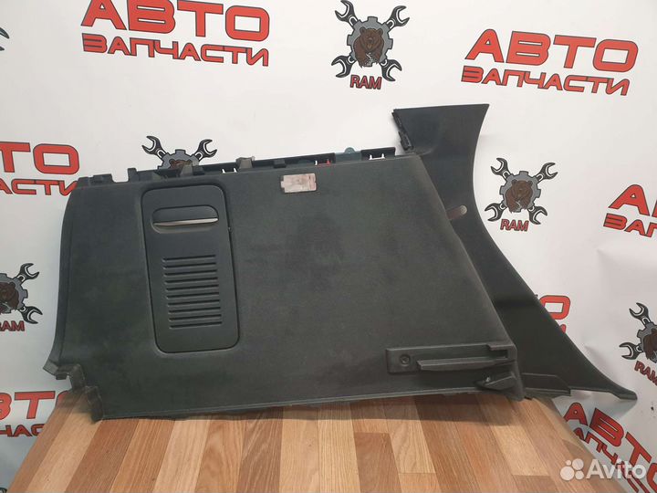 Обшивка багажника левая Renault Kaptur