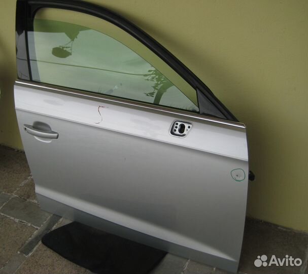 Дверь передняя правая Audi A3 8V Хэтчбэк