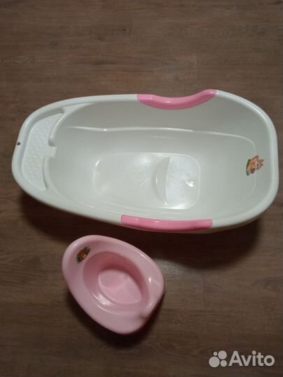 Отдам Ванночку для купания младенца и горшок