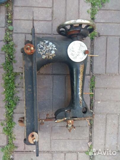 Швейная машинка