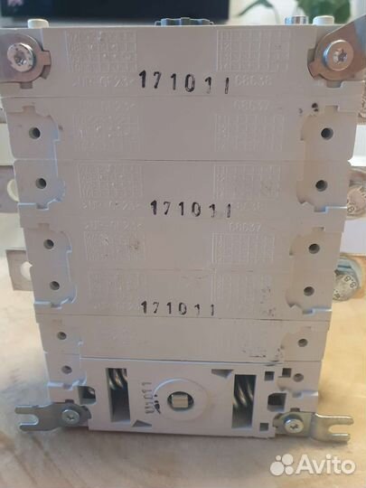 Рубильник ABB OT250E03