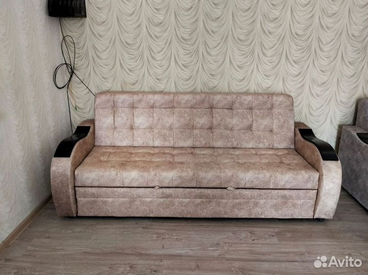 Диван раскладной на заказ не б/у