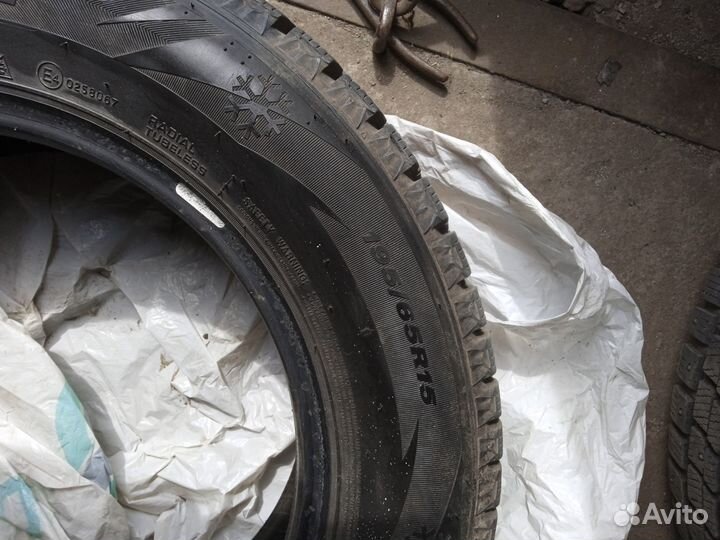 Roadstone Winguard WinSpike 195/65 R15