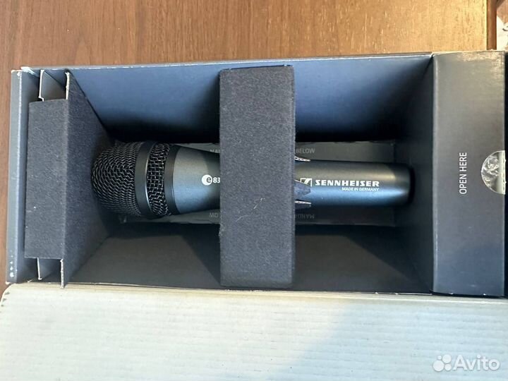 Микрофон Sennheiser E-835S+стойка+поп-фильтр