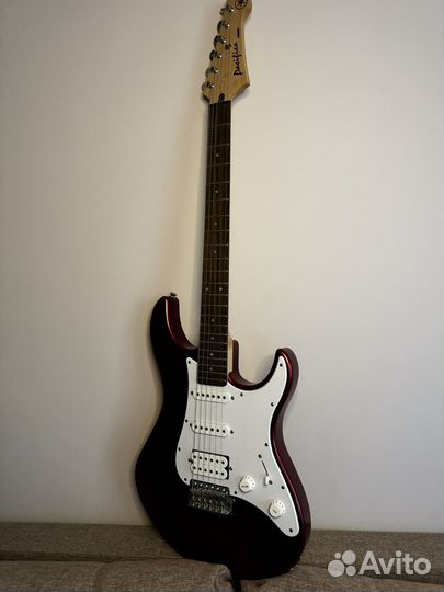 Гитара yamaha pac012 Pacifica