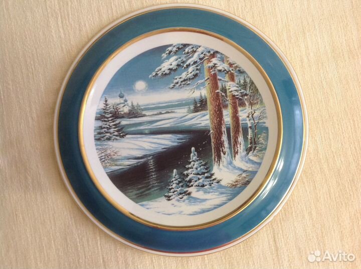 Настенная тарелка 