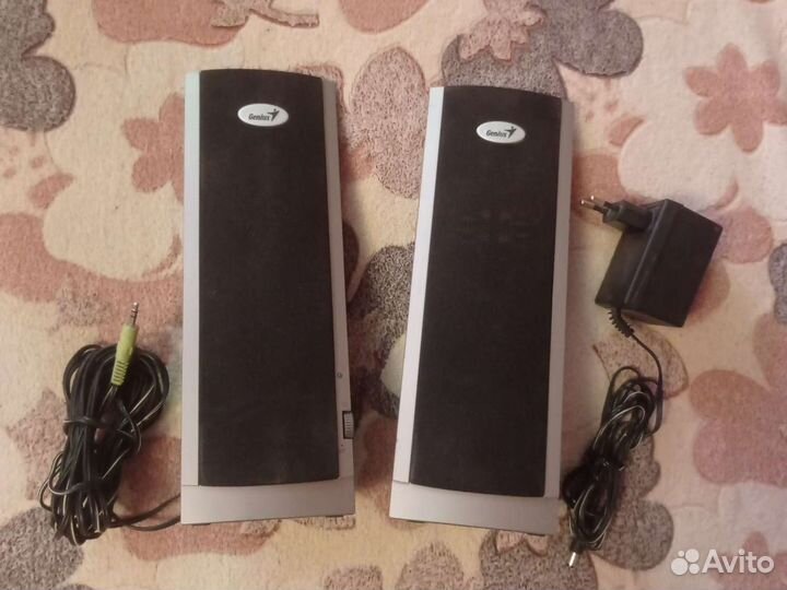 Компьютерные колонки Genius