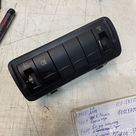 Блок управления светом Hyundai Sonata