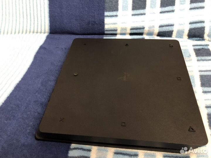 Прошитая PS4 Slim (бесплатные игры)
