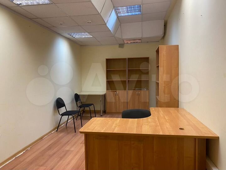 Офис в металлурге 18 м²