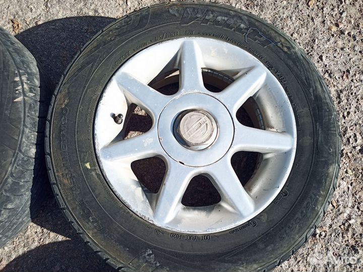 Литые диски nissan r13 с резиной
