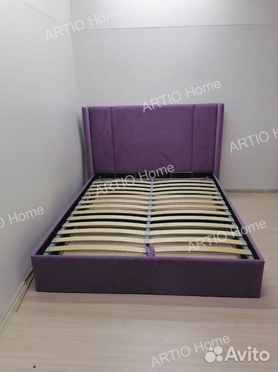 Кровать с подъемным механизмом