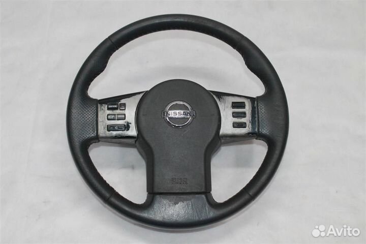 Руль Nissan Navara D40