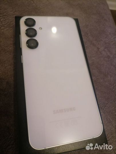 Samsung Galaxy S23 FE, 8/256 ГБ