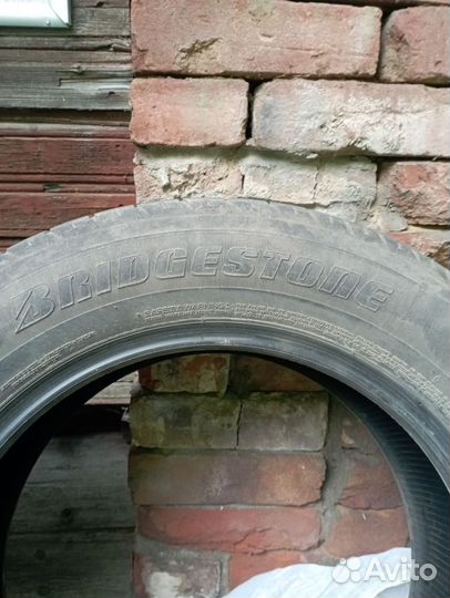 Bridgestone B249 225/65 R17 101H