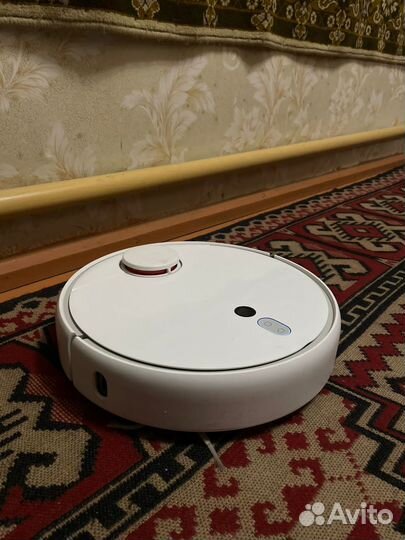 Робот-пылесос Xiaomi Mi Robot Vacuum Cleaner 1S