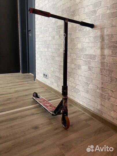 Самокат трюковой